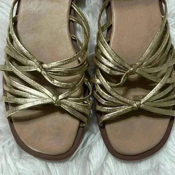 Zara kids multi strap gold sandals - Picture 2 of 10